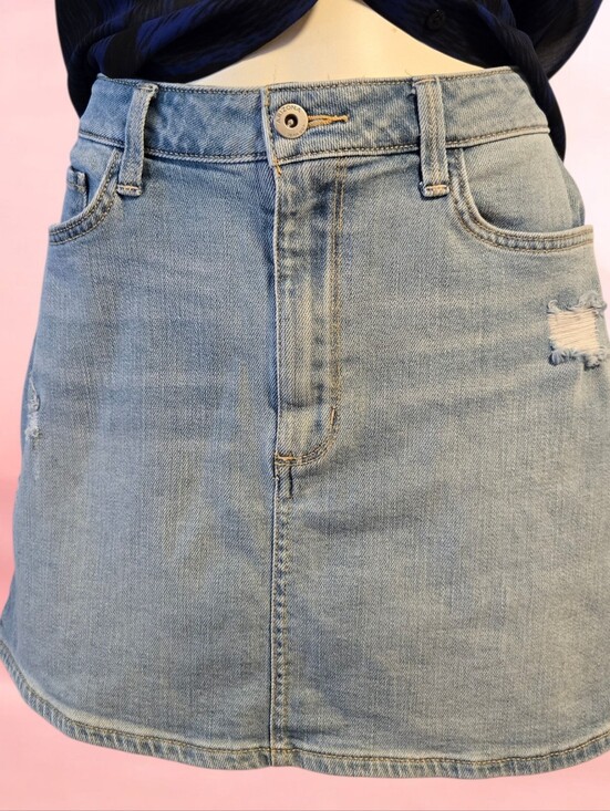 Arizona Jean Company Dresses & Skirts - Arizona Jean Co Light Wash Distressed Denim Mini Skirt Size 9